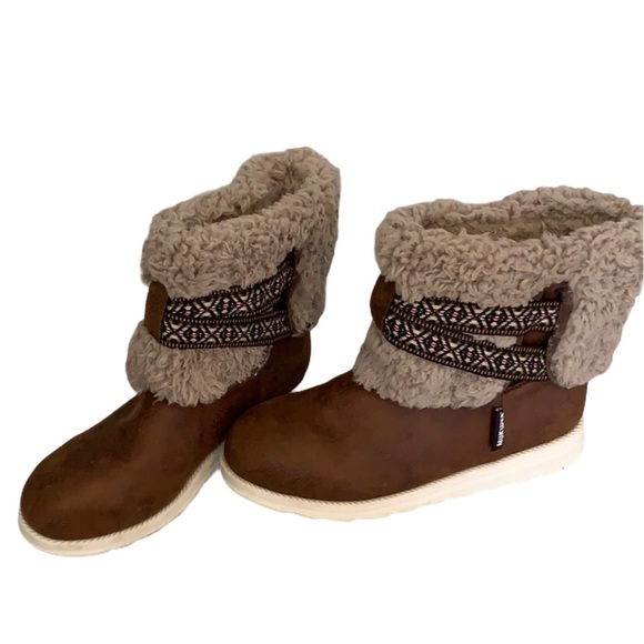 Muk Luks Tamara Women’s Boot Sz 8